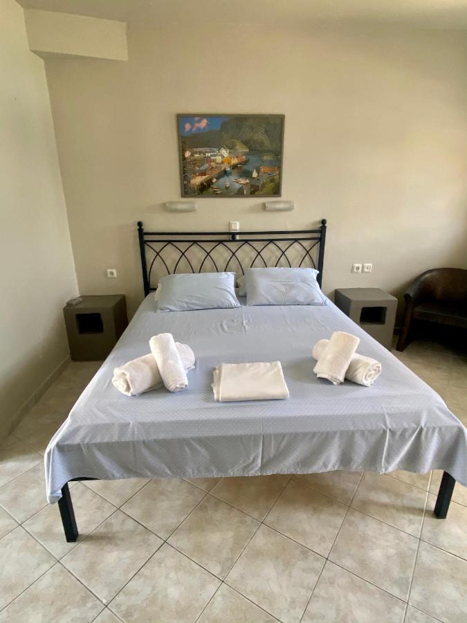 Pelagias Apartments Agia Efimia 外观 照片