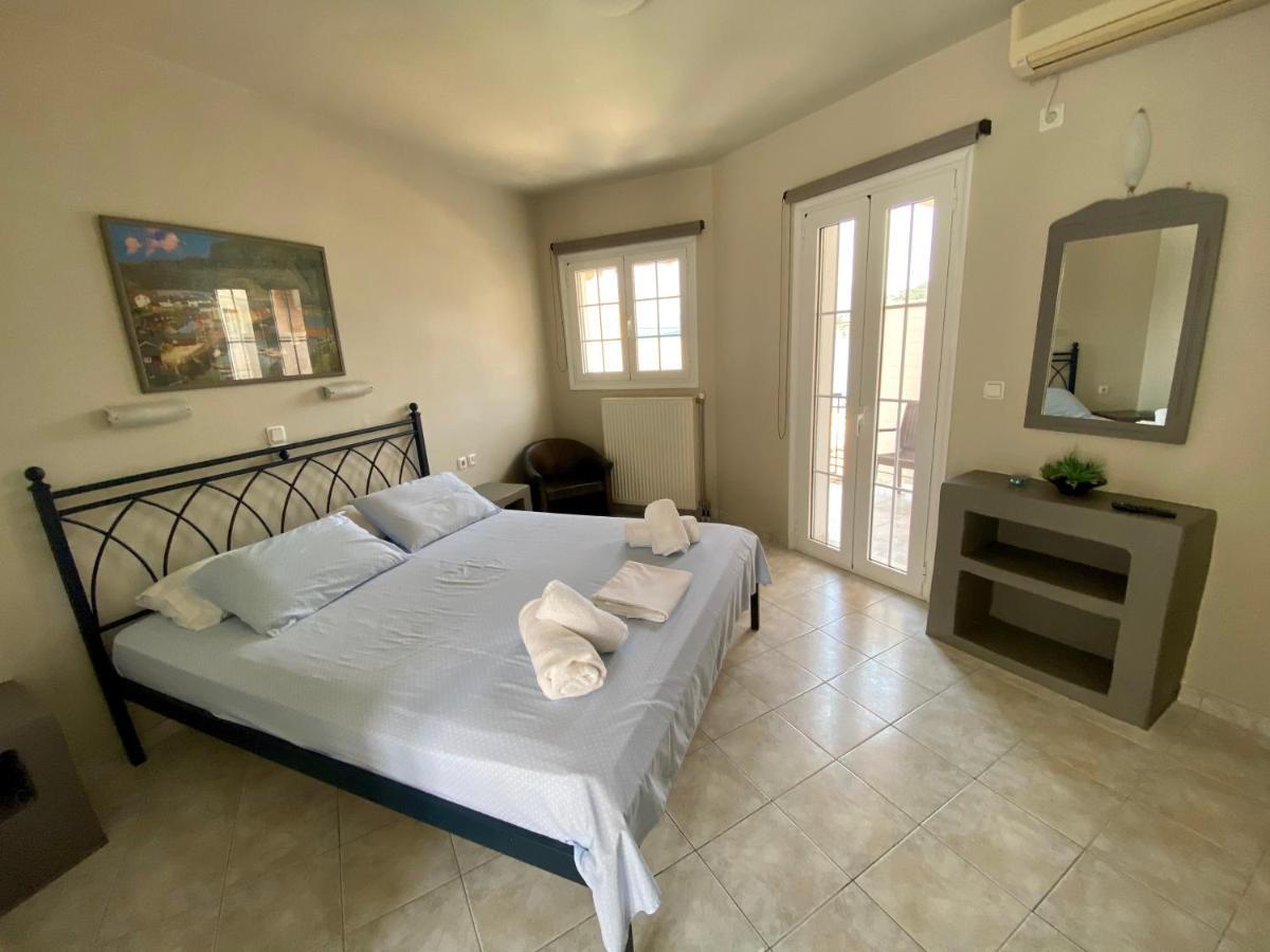 Pelagias Apartments Agia Efimia 外观 照片