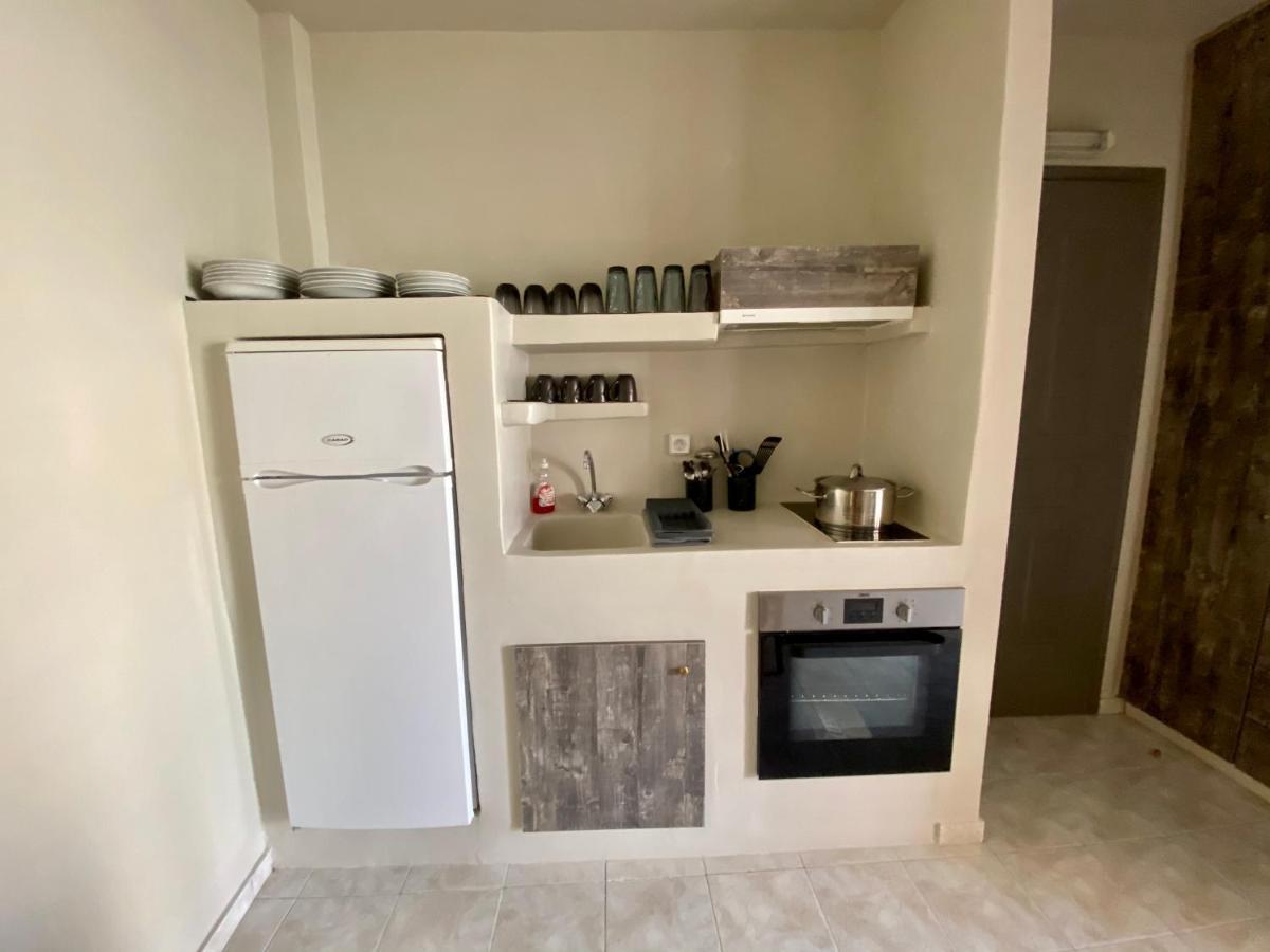 Pelagias Apartments Agia Efimia 外观 照片
