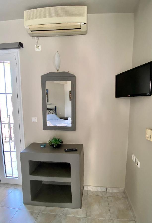 Pelagias Apartments Agia Efimia 外观 照片
