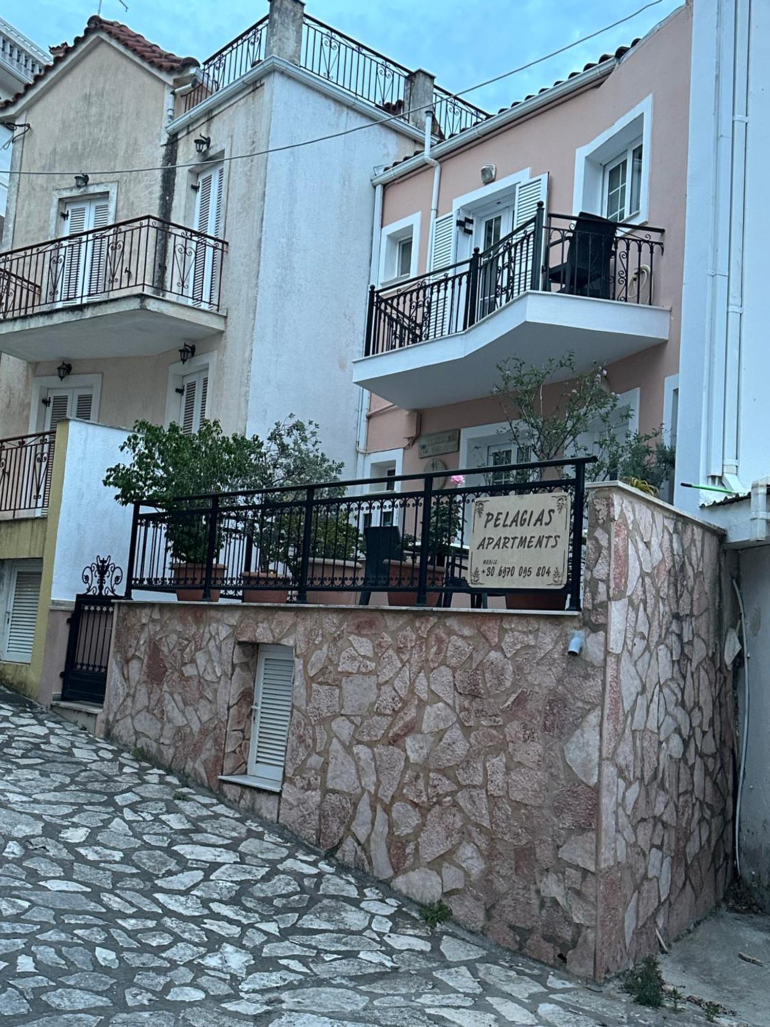 Pelagias Apartments Agia Efimia 外观 照片
